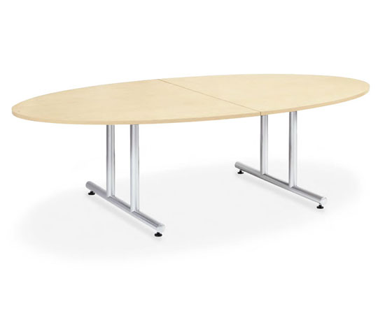 A foldable oval table